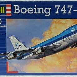 Alternative view of Revell lentokone 1:144 erilaisia