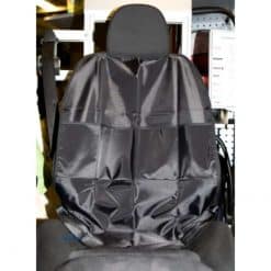 Istuinsuoja autoon potkusuoja Pikku Piia musta