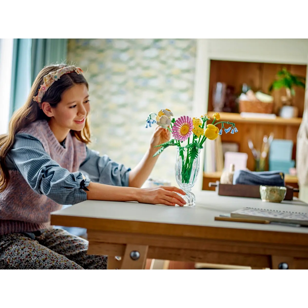 Botanicals 10347 pieni aurinkoinen kukka