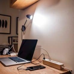 Alternative view of Jatkojohto 2 pistorasiaa 3x usb 1,5m