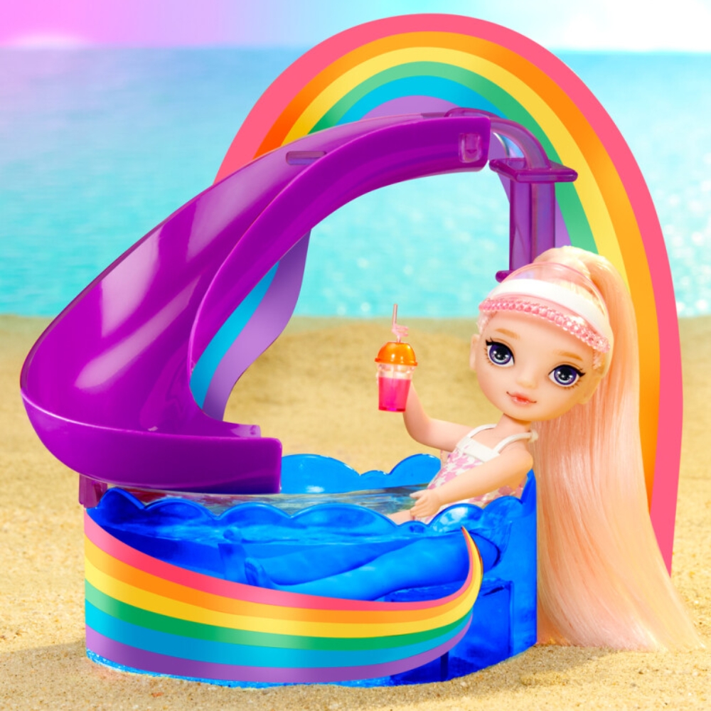 Rainbow High Little Blush Parker Poolday