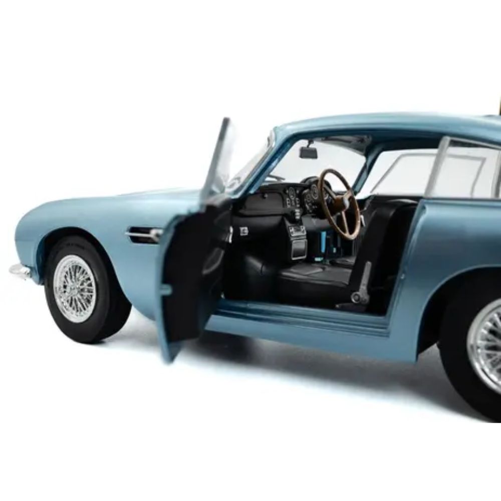 Aston Martin DB5 1:18 Solido - Image 7