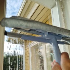 Ikkuna pesin ja kuivain samassa Sini Tuote