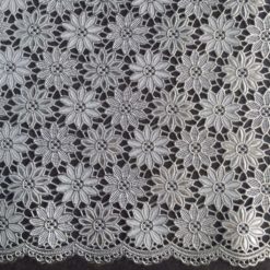 Kaitaliina 50 cm Pitsi valkohopeat minit