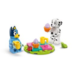 LEGO Bluey 11201 Blueyn ja Katin hupihetket leikkikentällä