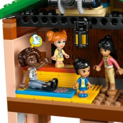 Alternative view of LEGO Friends 42654 Maatilan Ponitalli