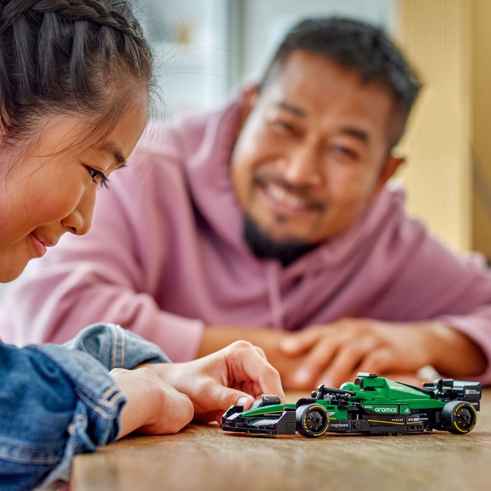 LEGO Speed 77245 Astron Martin Aramco F1 - Image 2