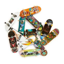 Sormiskeitti Tech Deck Paris 2024 erilaisia