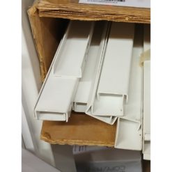 Lista U-lista 22mm 2,7m valkoinen