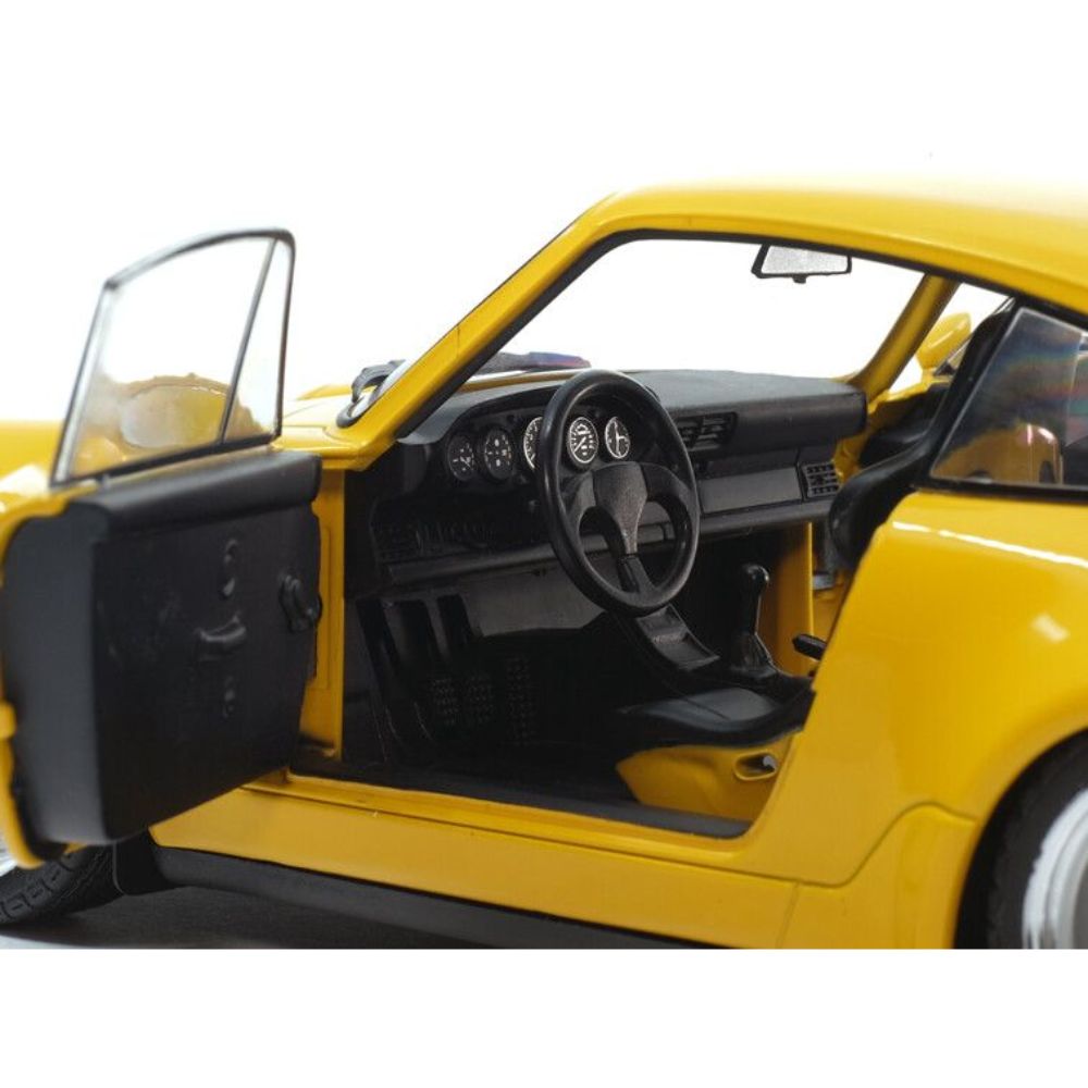 Porsche 911 3.8 RS Keltainen 1:18 Solido - Image 9