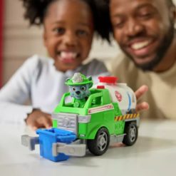 Ryhmä Hau Rekku ja Ajoneuvo Fire Rescue