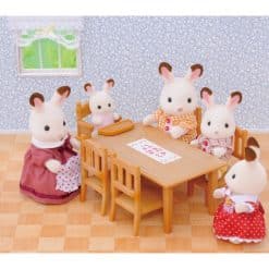 Alternative view of Sylvanian Families ruokapöytä 4506