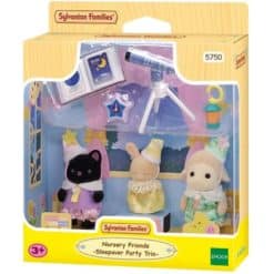 Sylvanian Families kolme kaverusta yökylässä 5750